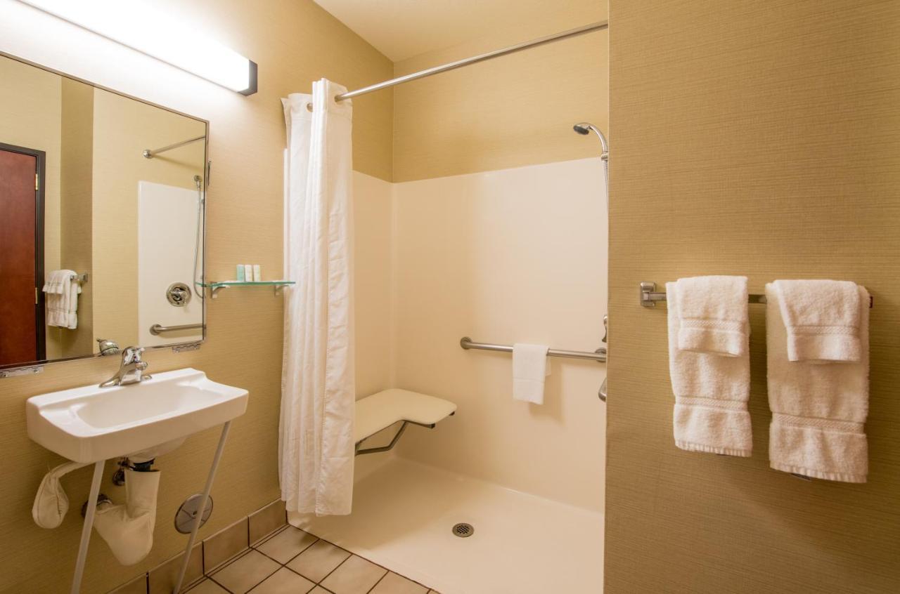 Comfort Suites Springfield Riverbend Medical Bagian luar foto