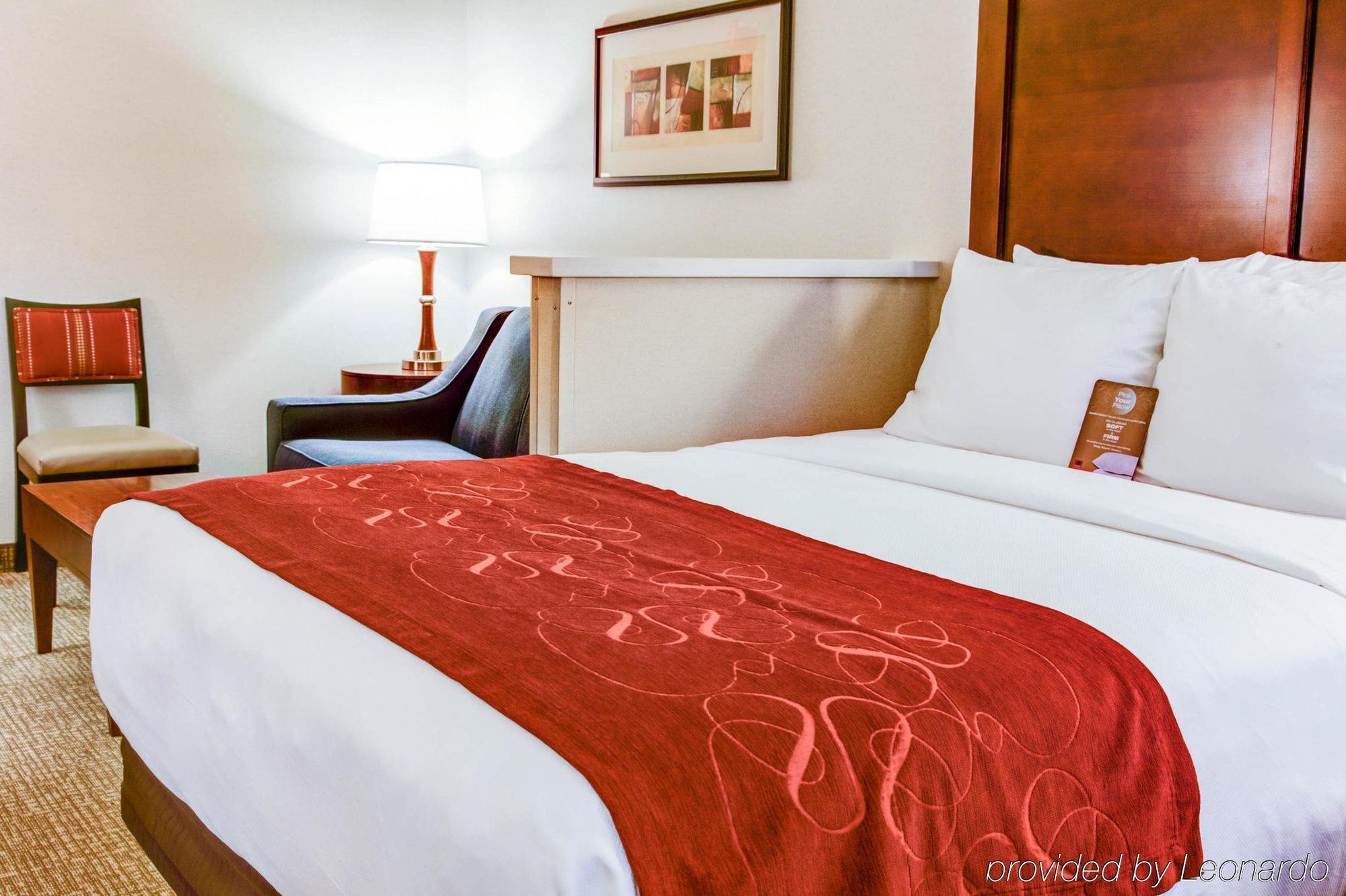 Comfort Suites Springfield-Eugene Bagian luar foto