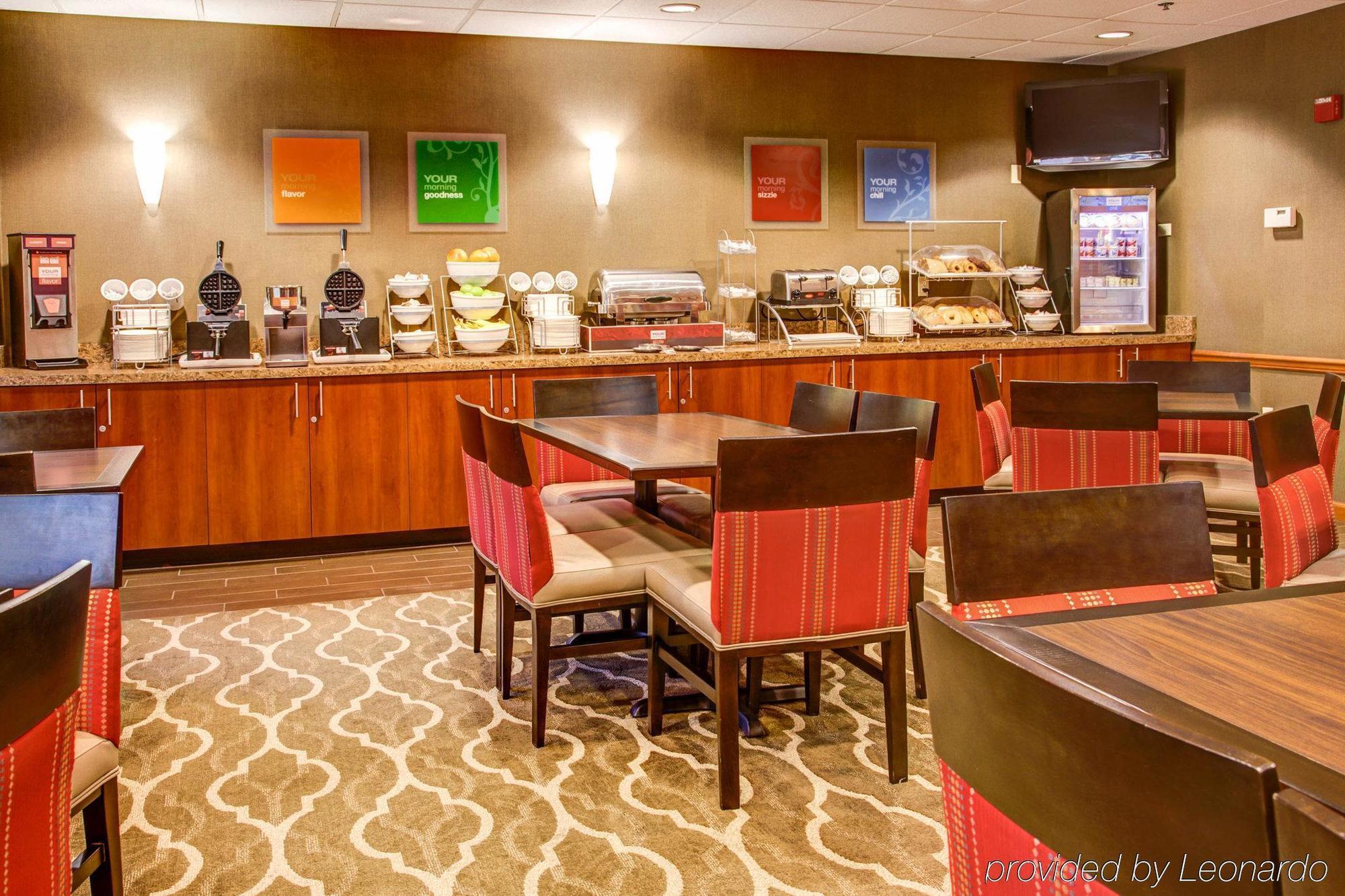 Comfort Suites Springfield-Eugene Bagian luar foto