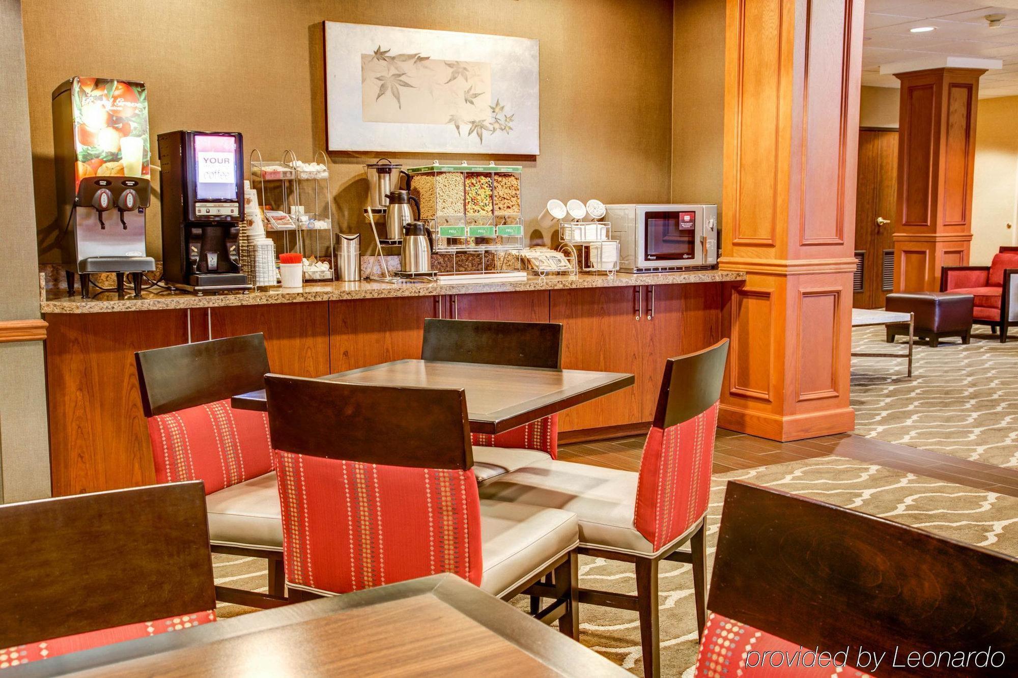 Comfort Suites Springfield-Eugene Bagian luar foto