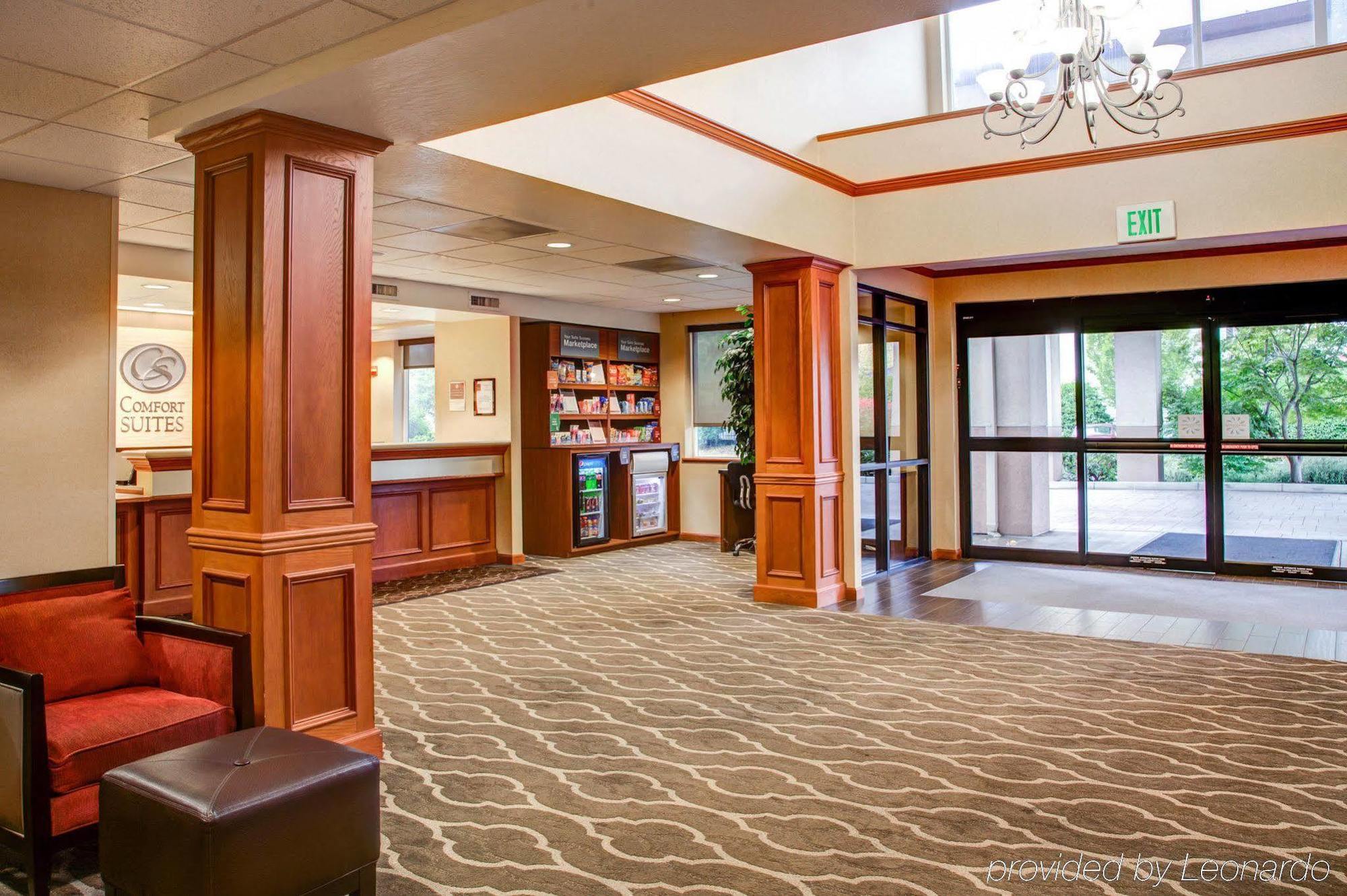 Comfort Suites Springfield-Eugene Bagian luar foto