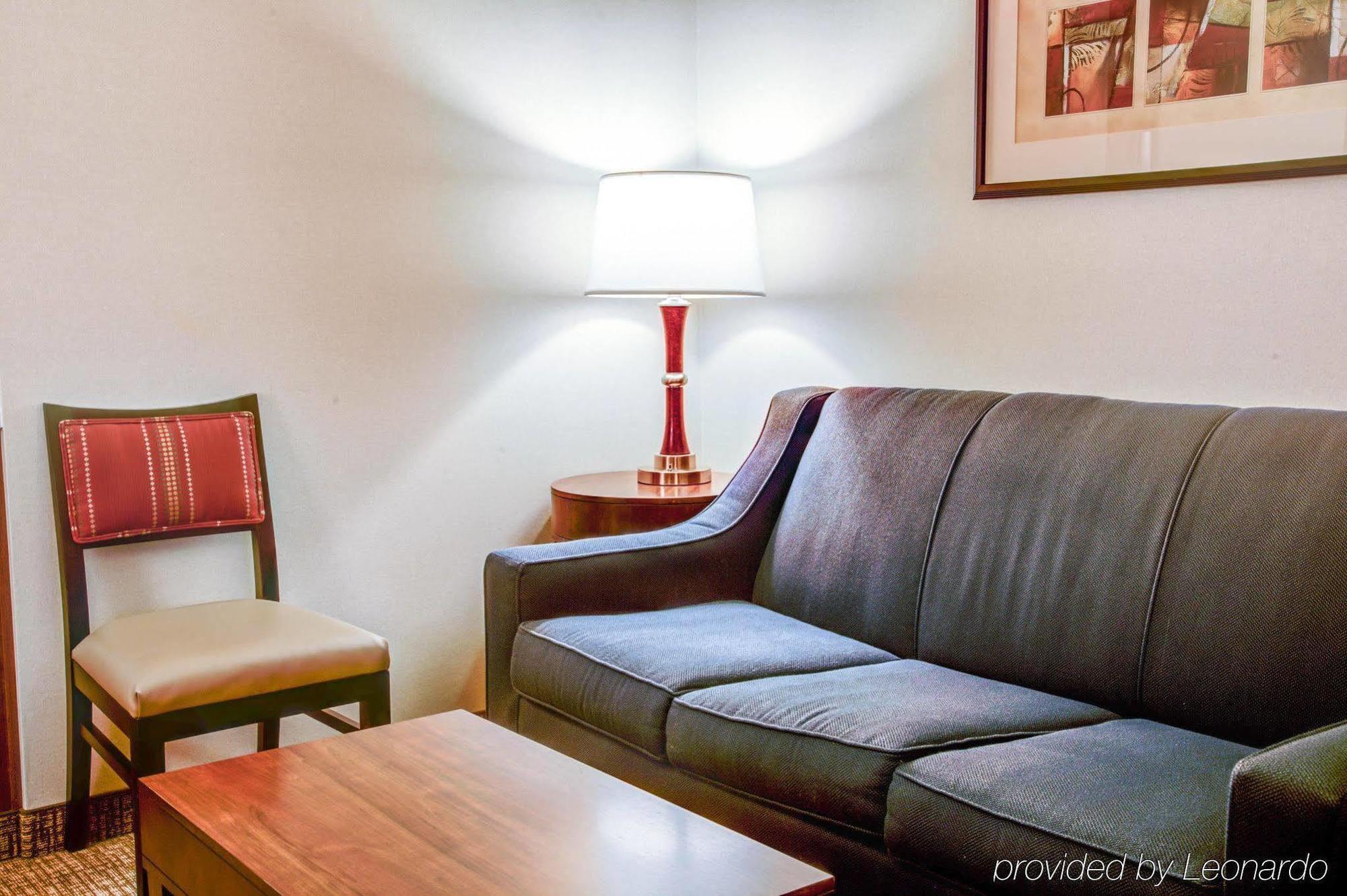 Comfort Suites Springfield Riverbend Medical Bagian luar foto